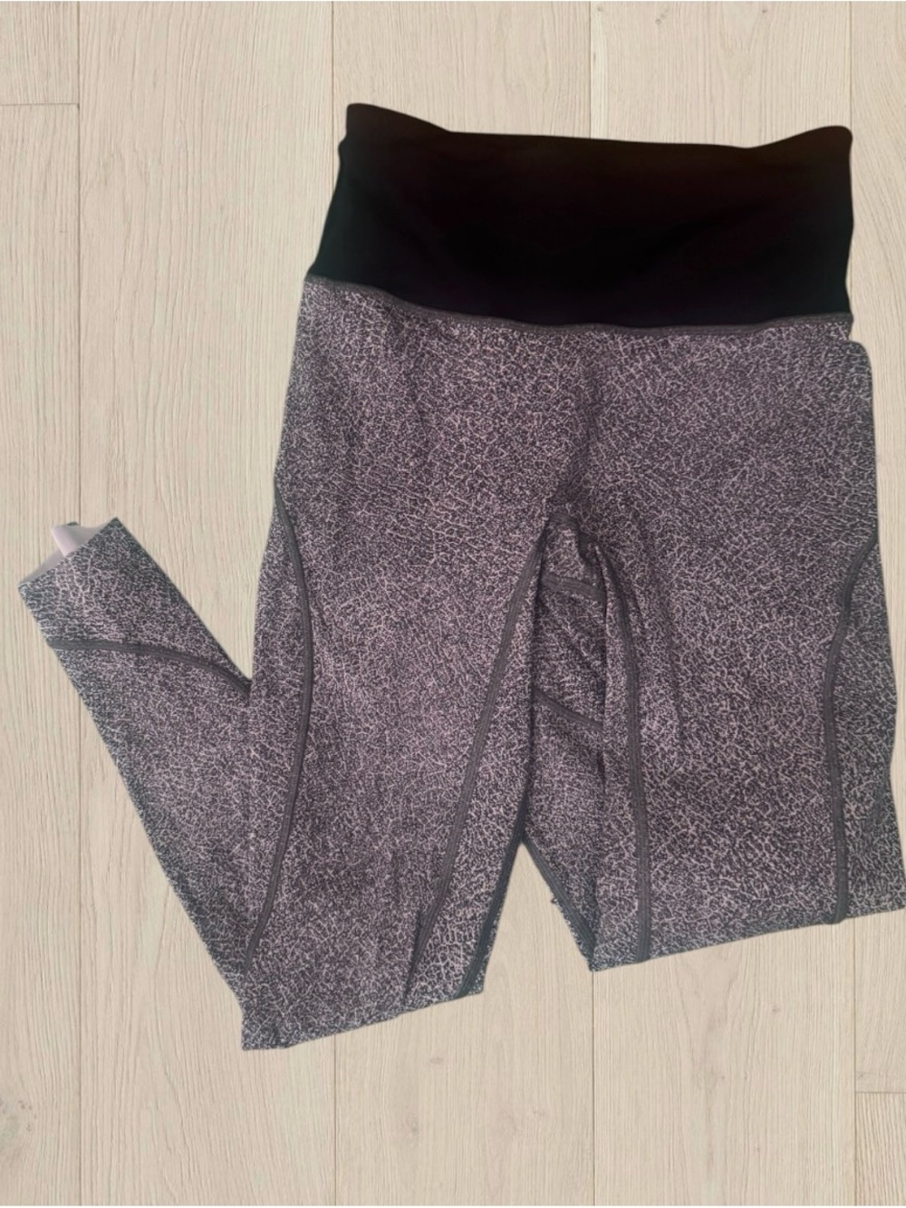 Lululemon Black & Gray Speckled Leggings